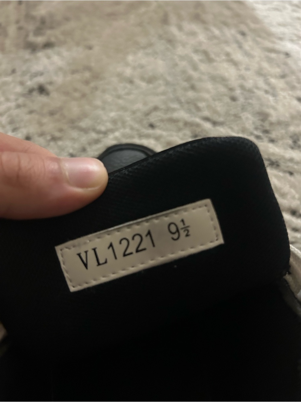 Louis Vuitton Men’s Black Low-Top Sneakers with White Laces - Picture 5 of 5